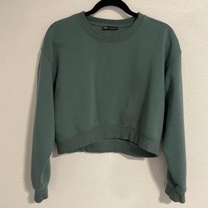 Zara Green Crewneck Sweatshirt size medium